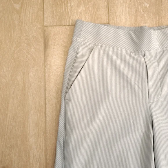 Athleta Brooklyn Ankle Pant Trouser Sz 6 Gray Stripe - Picture 2 of 9